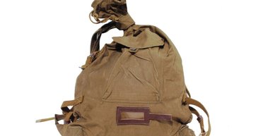 Тревожный рюкзак. Что брать с собой чиновникам на заседания Кабмина