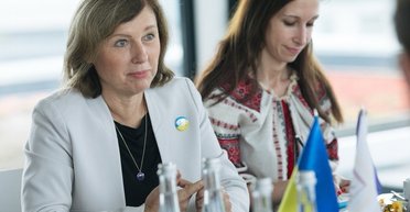 Вице-президент Еврокомиссии прибыла с визитом в Киев (видео, фото)