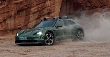 Електромобіль Porsche Taycan встановив незвичайний світовий рекорд (фото)