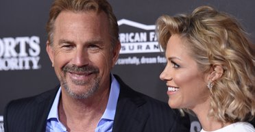 Кевін Костнер зізнався, що був "розбитий" через розлучення з Крістін Баумгартнер