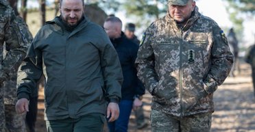 "Потрібні нові підходи": головком ЗСУ Валерій Залужний відправлений у відставку, — Умєров