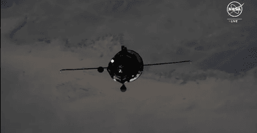 У космічного корабля РФ виникла аварія під час стикування з МКС: що сталося (відео)