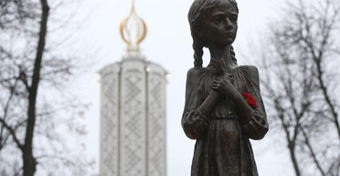 90-ті роковини Голодомору: декларацію ООН підписали 55 країн і Євросоюз, — Кулеба
