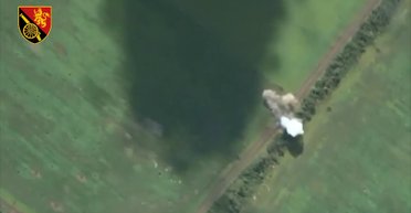 Под Бахмутом: аэроразведка 45-й ОАБр ликвидировала вражеский ЗРК "Стрела-10" (видео)