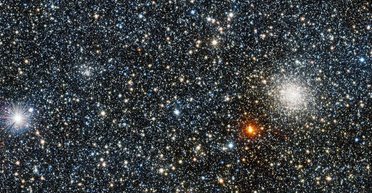 Ученые показали снимок шарового звездного скопления в "сердце" Млечного Пути (фото)