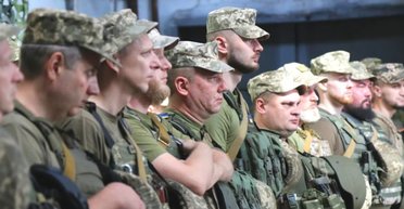 ТЦК могут вручать повестки даже пенсионерам: насколько это законно, – юристы