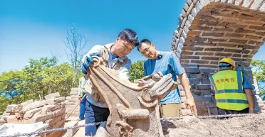 Хранитель Великой Китайской стены: ученые нашли скульптуру дракона времен династии Мин