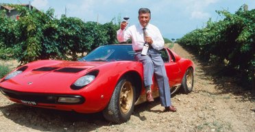 Трактори, суперкари і вино: 110 років із дня народження Ферруччо Ламборгіні (фото)