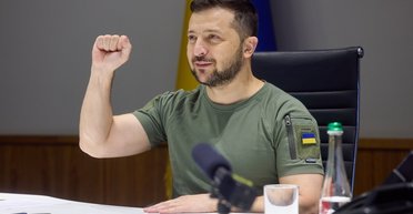 "Путин боится нас очень сильно": Зеленский объяснил, почему РФ грозит Украине ядерным ударом (видео)