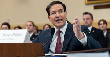 Госсекретарь США Рубио пять раз не смог ответить, является ли Путин военным преступником (видео)