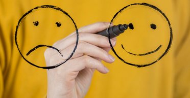 Живуть почуттями: які знаки Зодіаку найемоційніші