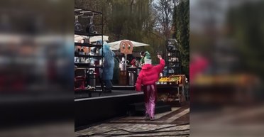 В одном из парков Киева заметили съемки "МастерШефа": в сети появилось видео