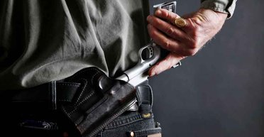 Жертвы или преступники: скользкий закон о самообороне