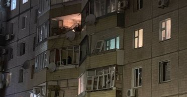 "В квартире все повылетало": жительница Кривого Рога рассказала об ударе РФ по многоэтажке (фото)
