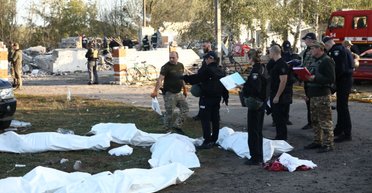 "Не гражданская цель": в Кремле прокомментировали удар РФ по селу Гроза