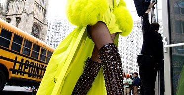 Самые модные цвета, которые сделают ваш гардероб ярче в 2024 году