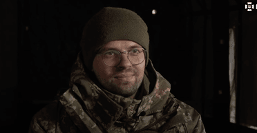 Пішов купувати квіти: соліст "ДК Енергетик" розповів, як його мобілізували (фото, відео)