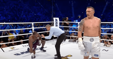 Бой Усика и Дюбуа: как финальный раунд закончился нокаутом для британца (видео)