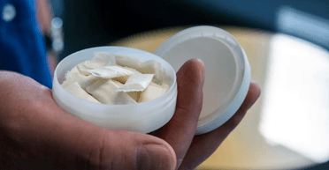 Государство начнет регулировать содержание никотина в паучах из-за жалоб потребителей