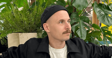 Відомий український співак мобілізувався до лав ЗСУ: деталі (фото)