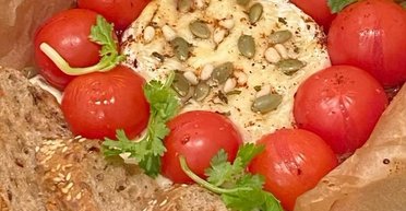 До вина і кави: рецепт вишуканої і дуже простої закуски (відео)