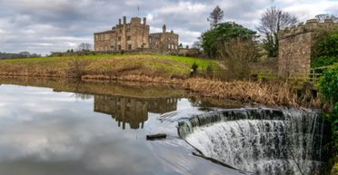 Замок, який 700 років належав одній родині, уперше виставлено на продаж (фото)