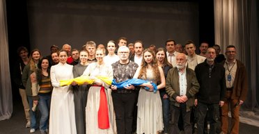 "Это наш окоп". Театр им. Леси Украинки в Киеве снова дает спектакли