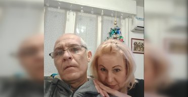 "Я ляжу, але воно не заїде в Україну": соцмережі вибухнули мемами через скандал з італійцем на кордоні