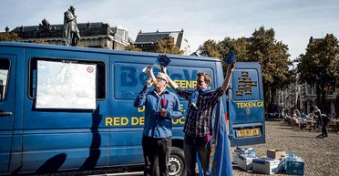 Летучий голландец. Кто и зачем организовал антиукраинскую кампанию перед референдумом в Нидерландах