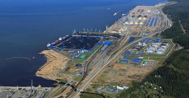 Из-за атак: власти РФ начали искать "добровольцев" для охраны и противодействия БпЛА на крупный нефтетерминал в Балтике