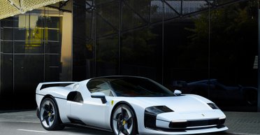 Ferrari возродила свой самый знаменитый суперкар в новом формате (фото)