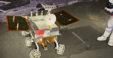 Тумбочка на шести коліщатках: у Китаї показали прототип свого марсохода (фото)