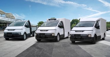 Знакомый незнакомец: итальянцы показали футуристический электрический фургон (фото)