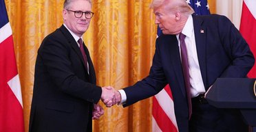 Договорились "давить" на Путина дальше: Трамп и Стармер провели телефонный разговор