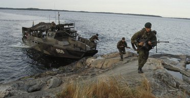 Усилить речную оборону. Для чего Запад передает Украине десантно-штурмовые катера