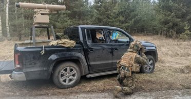 Волонтеров штрафуют на 100 тысяч: почему наказывают за авто для ВСУ и что говорят в Раде
