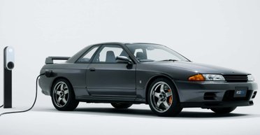 Классика на новый лад: Nissan показал электрический Skyline GT-R (фото)