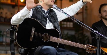 Евгений Галич признался, удалось ли уладить конфликт с Melovinom, который возник еще в 2017 году