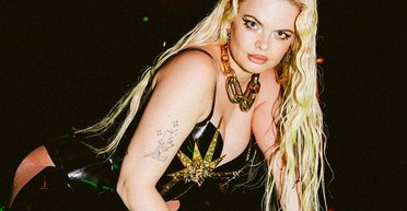 "Хочуть прикрити мою дупу": конкурсантка "Євробачення" від Фінляндії поскаржилася на цензуру