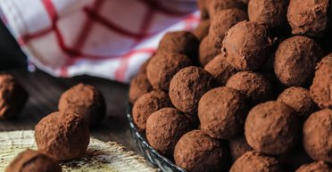 Не гірше, ніж у магазині: рецепт цукерок "Трюфель" усього з трьох інгредієнтів