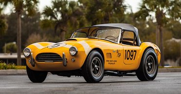 Гоночная легенда: культовое американское авто 60-х продают за $1,7 миллиона (фото)