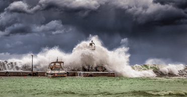 Ідеальний шторм: 10 ознак наростання світової кризи небувалої сили