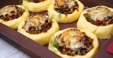 Картопляні гнізда з фаршем і сиром: покроковий рецепт