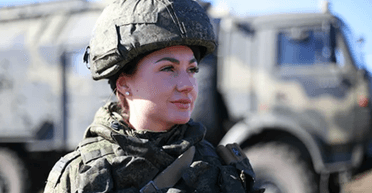 Россиянки добровольно становятся штурмовичками в рядах ВС РФ: почему им это выгодно