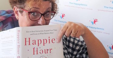 Як найщасливіші люди проводять вихідні: висновок з книги дослідниці щастя