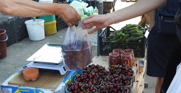 Ценовой антирекорд: черешня подорожала в 20 раз