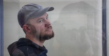 В Киеве суд отправил под стражу военнослужащего Гнездилова, который публично объявил о СЗЧ