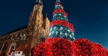 Ярмарки, бары и рестораны: какой из европейских городов особенно привлекает туристов зимой (фото)