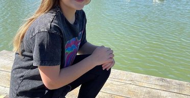 12-летнюю дочь Бекхэмов заметили на отдыхе с сумочкой за $2800