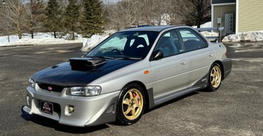 На продаж виставили найбільш рідкісний та екстравагантний Subaru (фото)